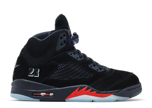 JORDAN 5 RETRO 'HALLOWEEN'